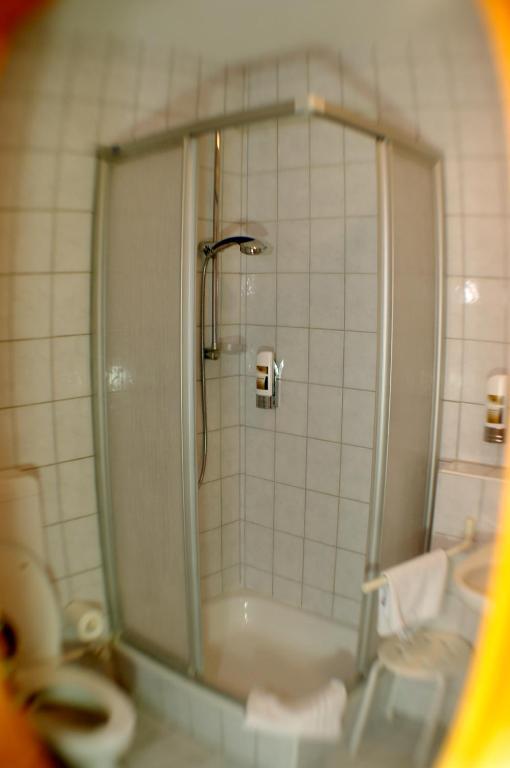 Gasthof Zum Kauzen أوكسنفورت الغرفة الصورة